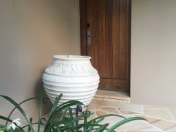 contemporary-single-door-entries-25