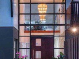 contemporary-pivot-door-and-sidelight-entries-43