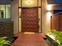 contemporary-pivot-door-and-sidelight-entries-51