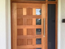contemporary-pivot-door-and-sidelight-entries-82